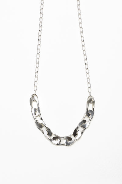 Curvilicious Chain Link
