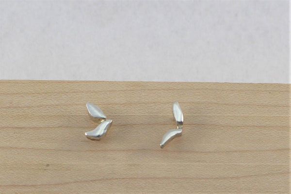 Scattered Leaves Studs B